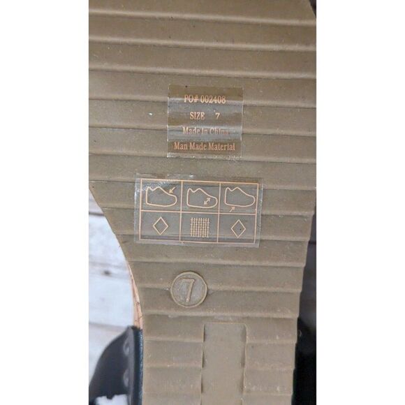 Journee Collection Womens Size 7 Black Open Toe Wedge Heel Slingback Sandal - Picture 10 of 10